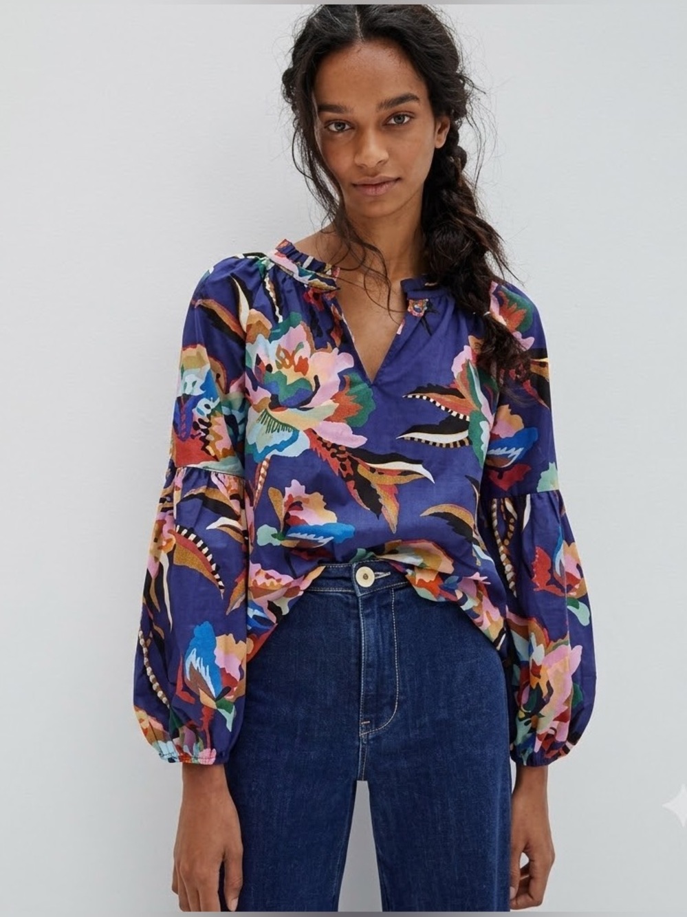FARM Rio Floral V-Neck Balloon Sleeve Top in Purple - Picture 1 of 6